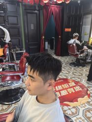 -豪帅男士理容馆
