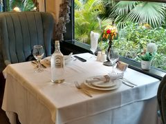 靠窗位-火车头法国西餐厅