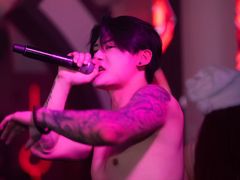 -古吉拉酒吧·蒲seven蹦