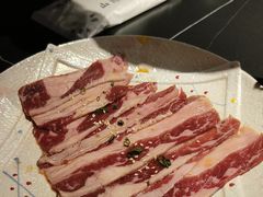 -山川小町·极番烧肉(新地假日广场店)