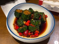 -富正毅三下锅·湘西韵味(天门山索道店)