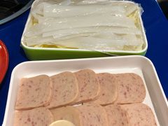 午餐肉宽粉-马路边边串串香(大成路店)