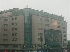 -北京利生体育商厦
