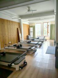 -依灵瑜伽普拉提连锁