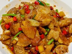 -佬麻雀·剁椒鱼头(京基KK One店)