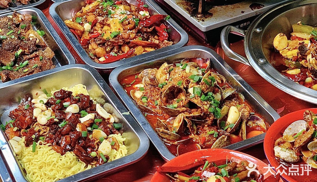 南昌本地人推荐的深夜食堂！汽锅鸡焖面好绝