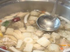 -喃喃椰·糟粕醋·椰子鸡火锅(七堡花园店)