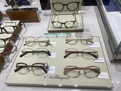 -吴良材眼镜(南翔印象城MEGA店)