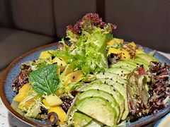 牛油果芒果沙拉-BE BRIGHT KITCHEN(正佳广场店)