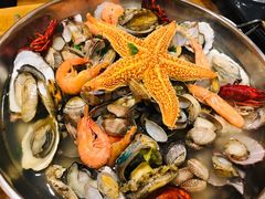 -老东镇啤酒屋海鲜加工·蒸汽海鲜·海鲜烧烤(台东店)