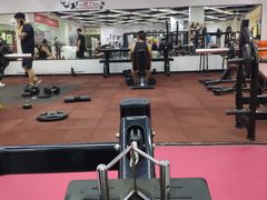 -美瑞斯特健身游泳会所(中南城店)