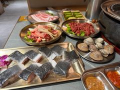 -围炉肉舍丹东海鲜烤肉·烤活鳗(步行街店)