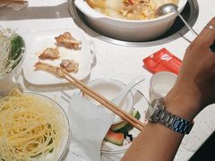 -三人行骨头王火锅(长寿店)