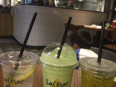 -乐凯撒披萨(东方新世界店)
