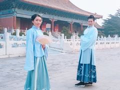 -翩若国风汉服体验馆
