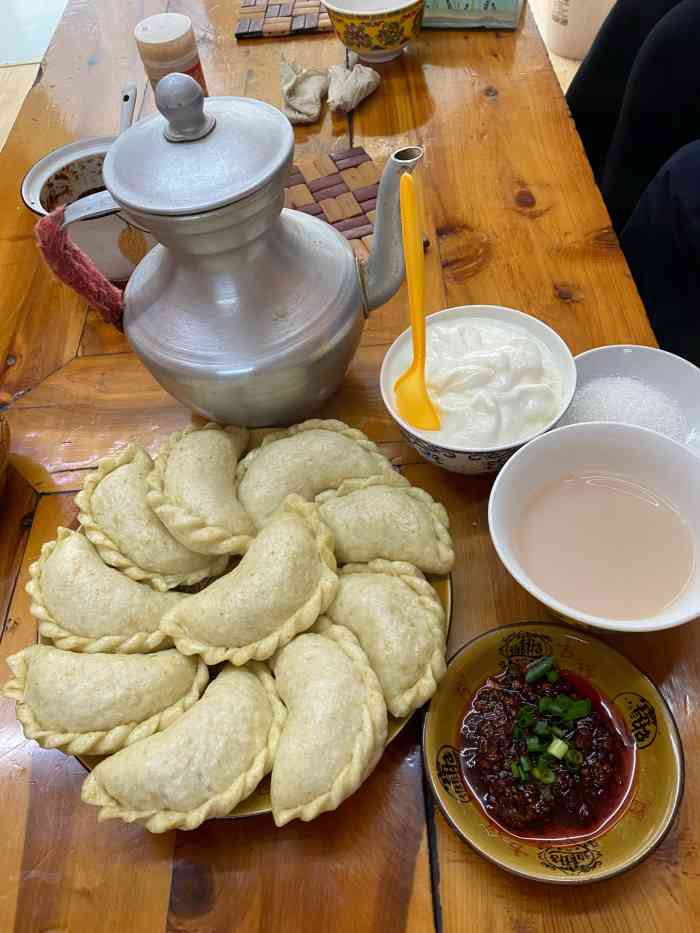 卓亲藏餐"进藏第一站来到这里,品尝一下藏族美食,食.