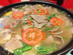 -乡土特色.冷锅鱼.牦牛肉汤锅