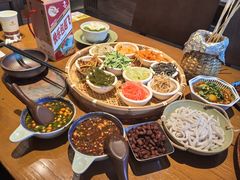 -包整·丝娃娃(甲秀楼景观店)