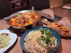 -耶里夏丽·丝路国际·新疆餐厅(浦东区东方路店)
