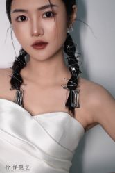 -欣薇婚纱(新源乐汇城店)