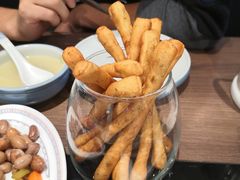 茴香小油条-不老仙金汤虾丸火锅