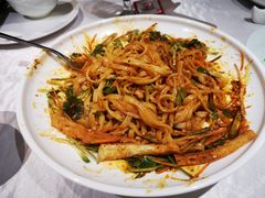 老北京炸酱面-味+新京宴·烤鸭·北京菜(创意谷店)