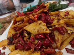 -扒虾小妹儿麻辣海鲜(宏图街店)