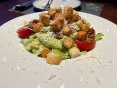 凯撒色拉-Ambra Haus琥珀屋精酿餐厅(宝山店)