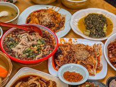 -朱大嘴肥肠血旺(福字街店)