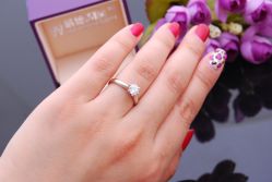 -威德钻石-克拉钻大本营(南京东路店)