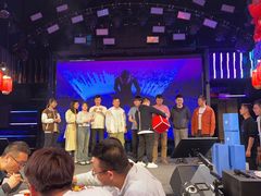 -VIVA·百人年会团建篮球场轰趴馆