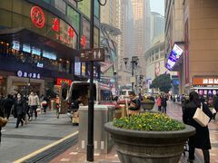 -八一路好吃街(雨田商务大厦店)