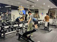 -超鹿运动(达信大厦店)