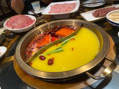 -小天鹅火锅·一线江景洪鼎旗舰店(洪崖洞店)