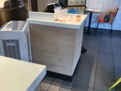 -麦当劳(黑沙环中街店)