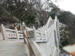 -灵岩山风景区
