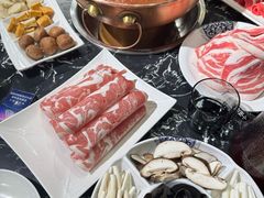 -楼外楼大刀肉传统火锅居(繁荣路店)