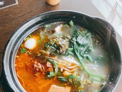 -滇釜火锅·能喝汤的火锅(车公庄店)