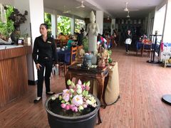 -Neary Khmer Restaurant