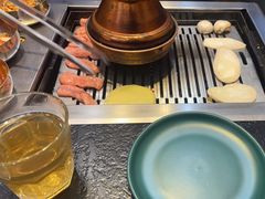 -臻牛烤肉