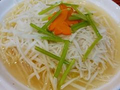鸡汤笋丝-百年银屏蚝烙·潮汕菜·非遗(乐山店)