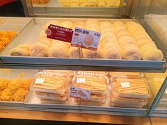 -鲍师傅糕点(江苏路店)
