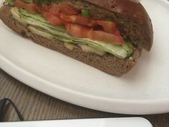 -星巴克(西安机场1店T3到达店)