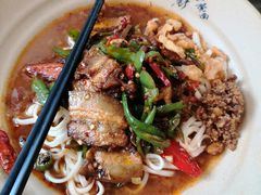 -方铲铲·成都板凳面(滨江银泰店)