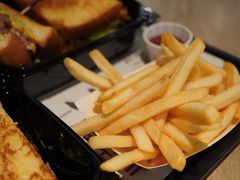 -The Habit Burger Grill 哈比特汉堡(复兴soho店)