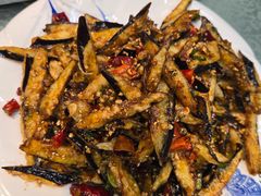 -老码头黑皮肘子锅包肉(赣水路店)
