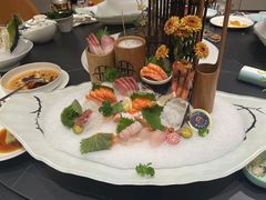 -鼎泰亨·海鲜牛肉餐厅(滨江店)