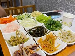 丝娃娃-黔派·贵州烙锅烤肉·米粉(车公庙店)