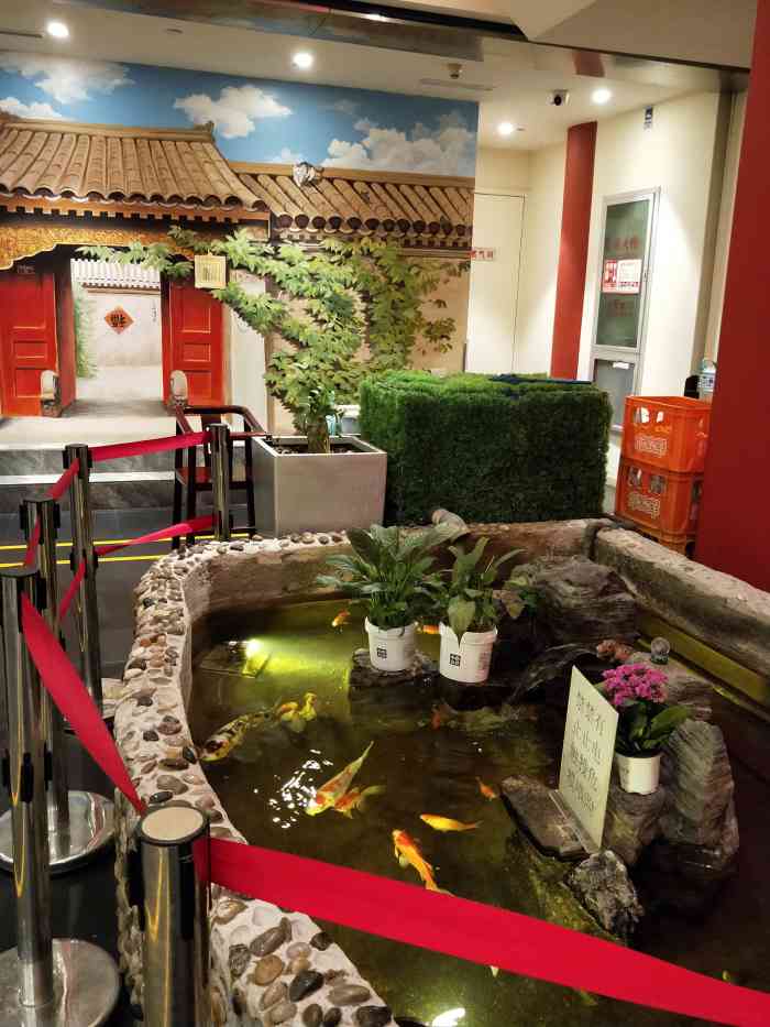 海碗居(蓝色港湾店)-"请外国友人尝尝咱们北京特色,老外对菜品还.