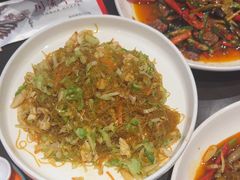 -川流不息·地道川菜·小龙虾(松东路店)